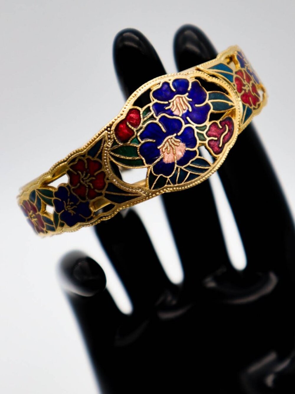 Vtg-style Gold Tone & Enamel Cloissonne Hinged Cuff Bracelet Floral Design